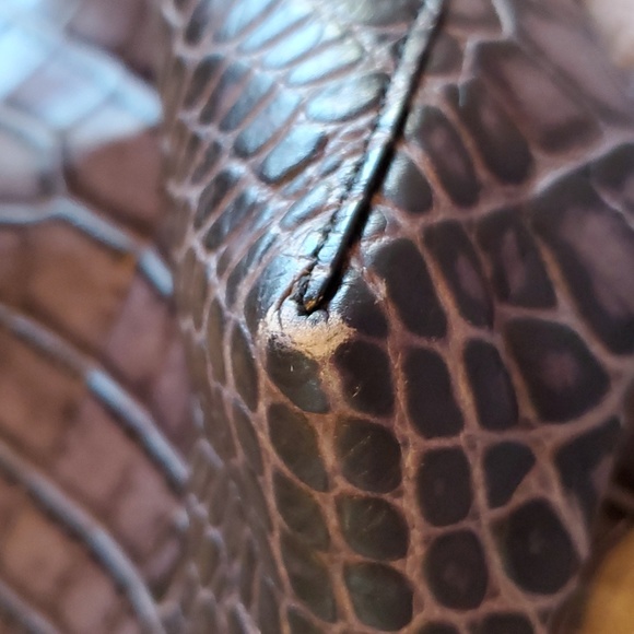 Vince Crocodile Stamped Cow Leather Bag - Picture 14 of 17